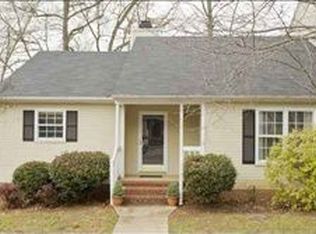 521 Wentworth St, Mauldin, SC 29662