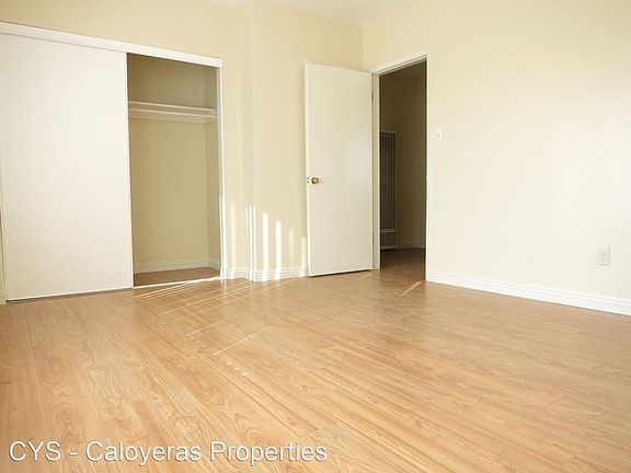2nd image of 721 Edgewood St #2