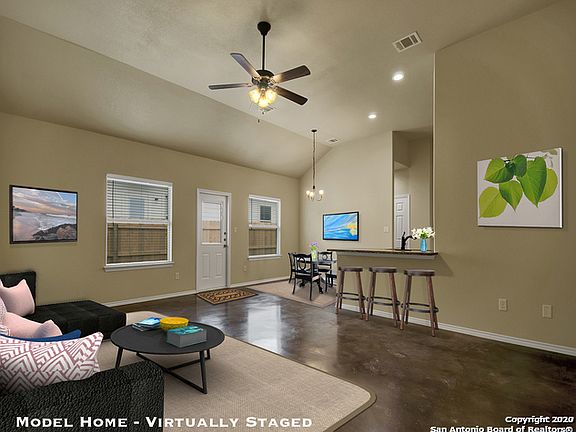 3rd image of 212 Stacy Ln