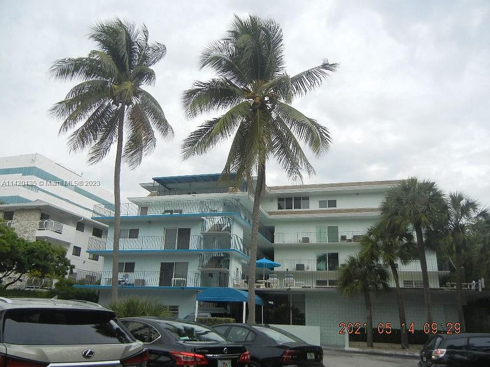 1st image of 2539 S Bayshore Dr #414AR
