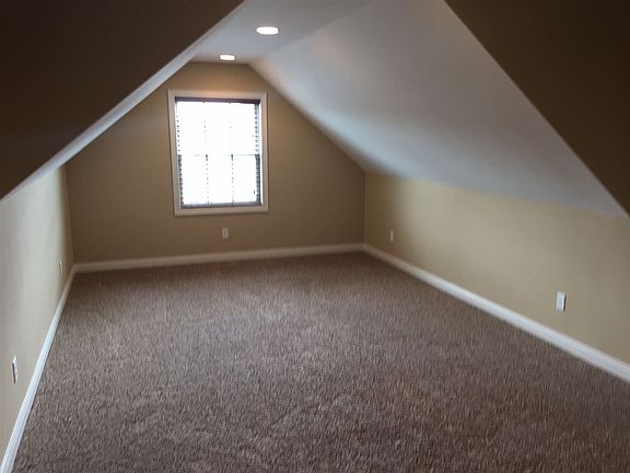 3rd image of 2131 Belle Haven Blvd