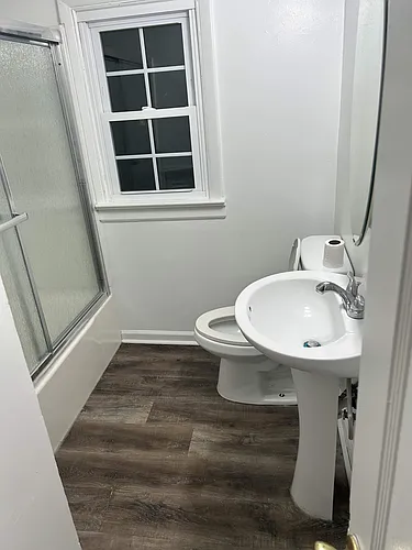 3923 Peyton Ave Photo 1
