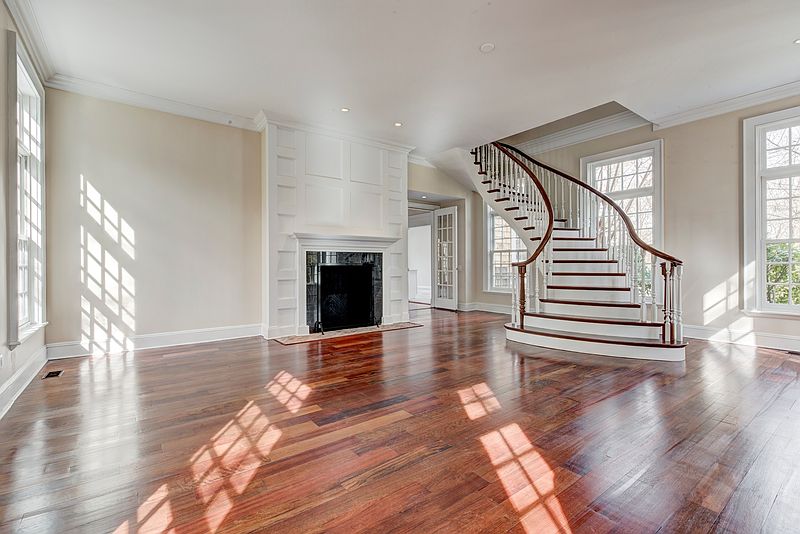 457 Springs Fireplace Rd, East Hampton, NY 11937 | Out East
