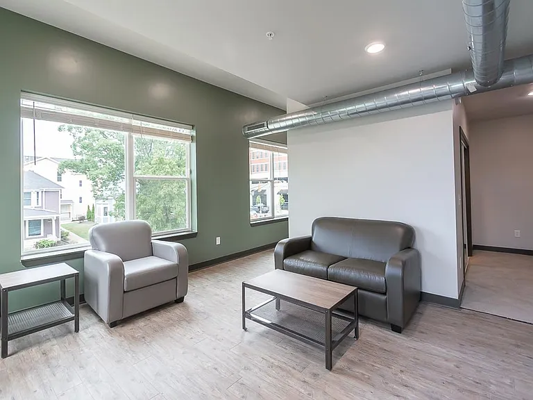 The Bentley Apartments — Photo 51