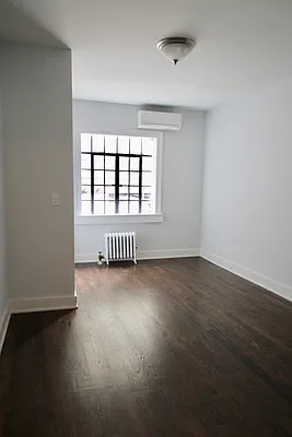 Rented by Waverly Realty Associates | media 70