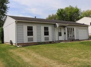 225 Murphy Dr, Romeoville, IL 60446