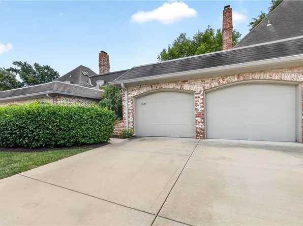 7621 W 102nd St, Overland Park, KS 66212