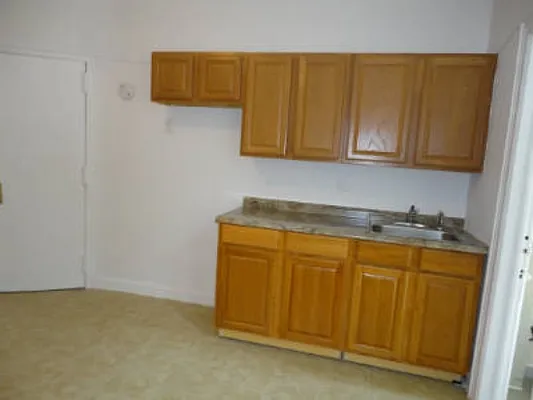 Rented by Urban Realty NYC | media 18