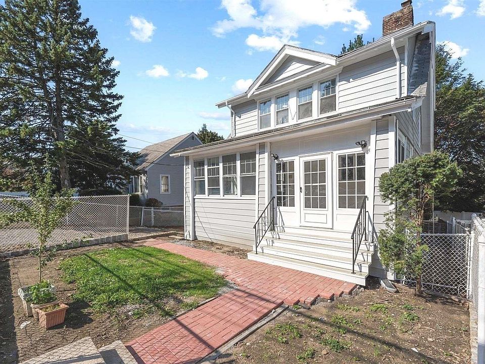 1st image of 37 Lennon Avenue