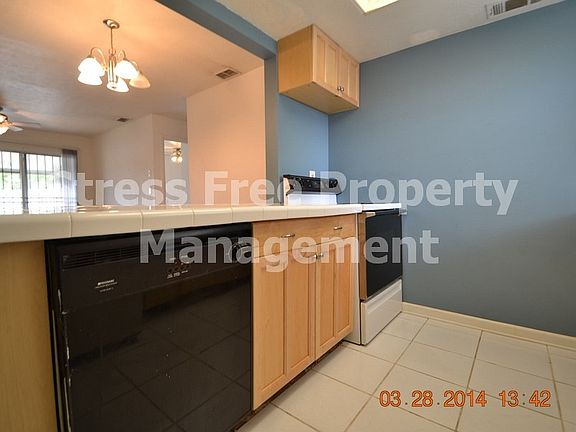 3rd image of 10301 Blue Field Ct