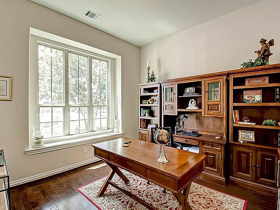 4th image of 6010 Barrett Cove Ct