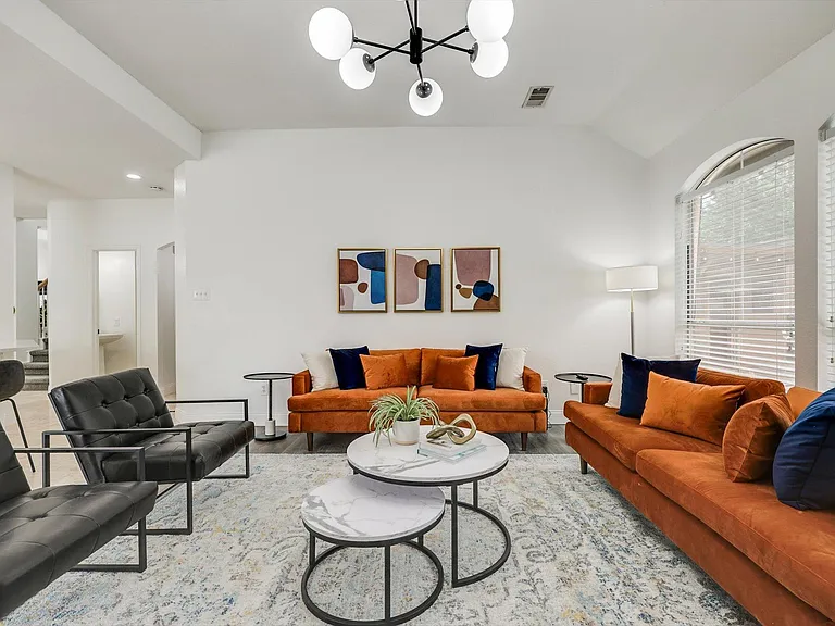 4205 Vista Creek Dr — Photo 13