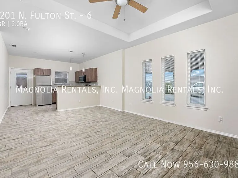 2201 N Fulton St #6 — Photo 4