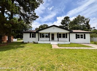 104 Michael St, Clinton, NC 28328