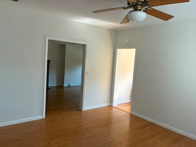 18 N Central Ave — Photo 7