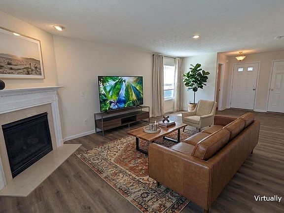 2nd image of 5928 Hayden Dr