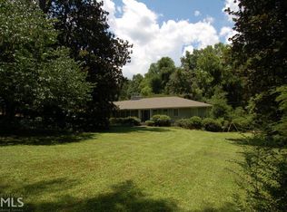 865 N Island Dr, Sandy Springs, GA 30327