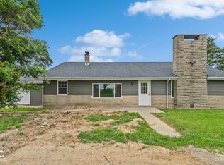 8266 N Meridian Rd, Uniondale, IN 46791