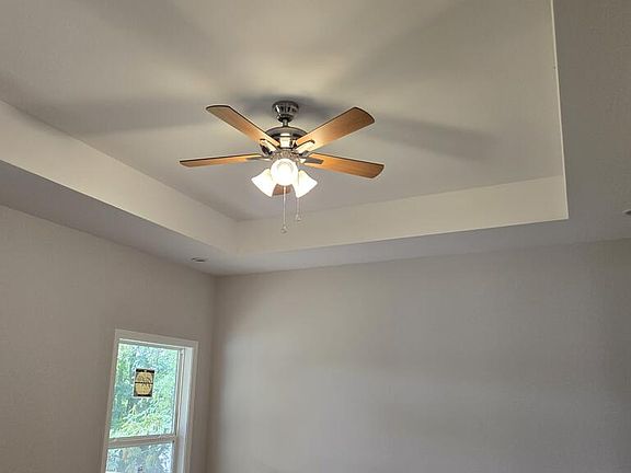 5th image of 1807 W Lee Ave