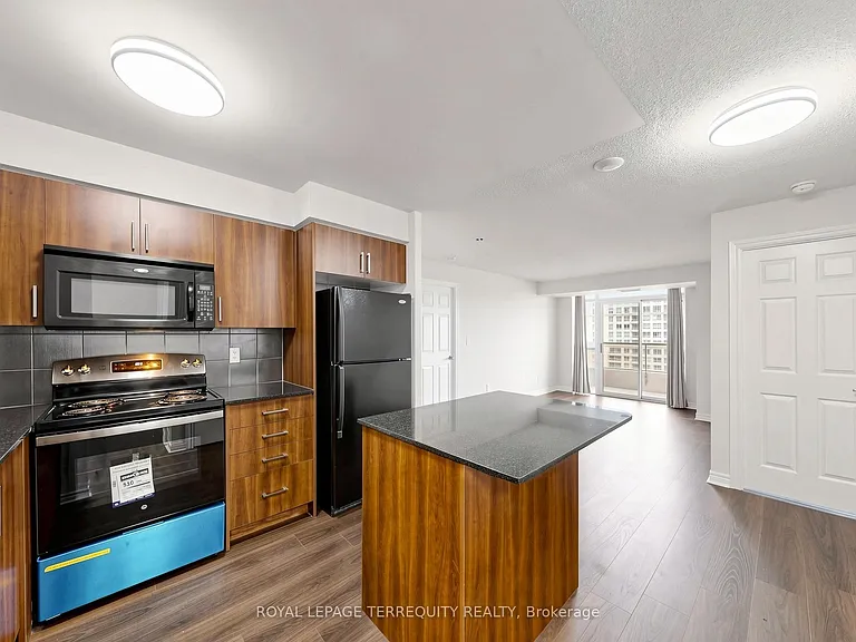 310 Burnhamthorpe Rd W #2810 — Photo 32