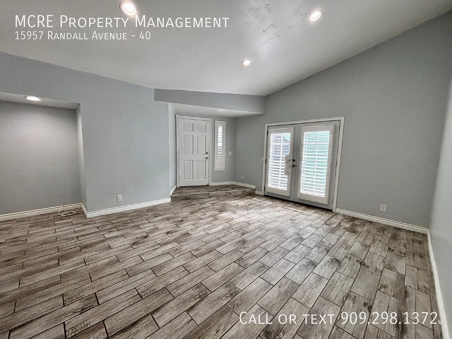 Spacious 2BR/2BA with Updated Kitchen & 2-Car Garage — Photo 2