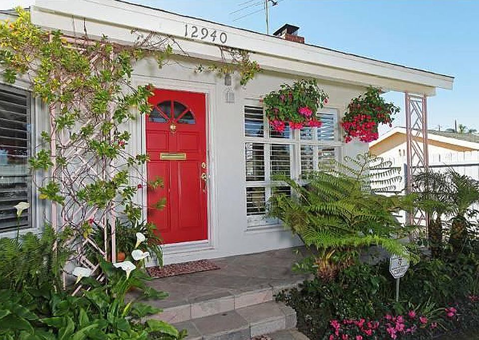 1st image of 12940 Admiral Ave