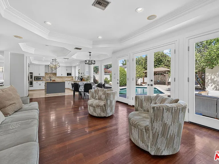 5230 Teesdale Ave — Photo 7