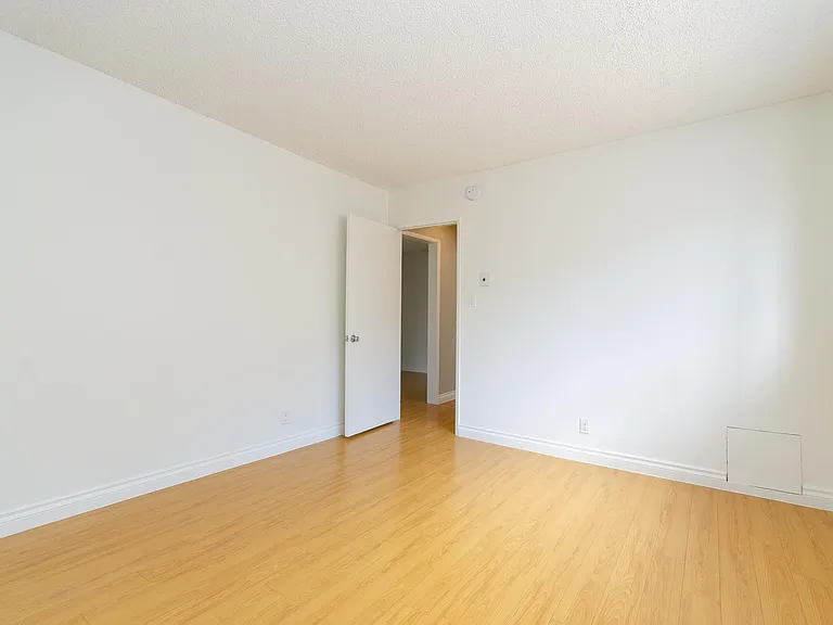 1829 Corinth Ave #4 — Photo 7