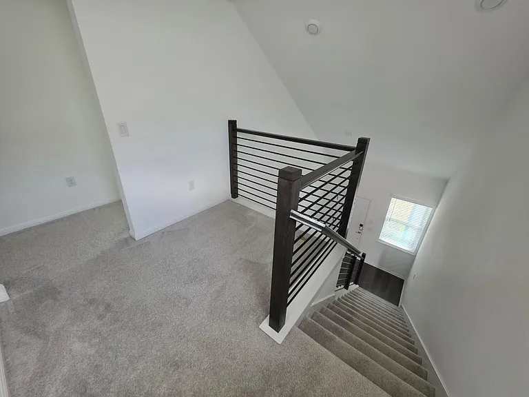 2913 Tavern Dr — Photo 12