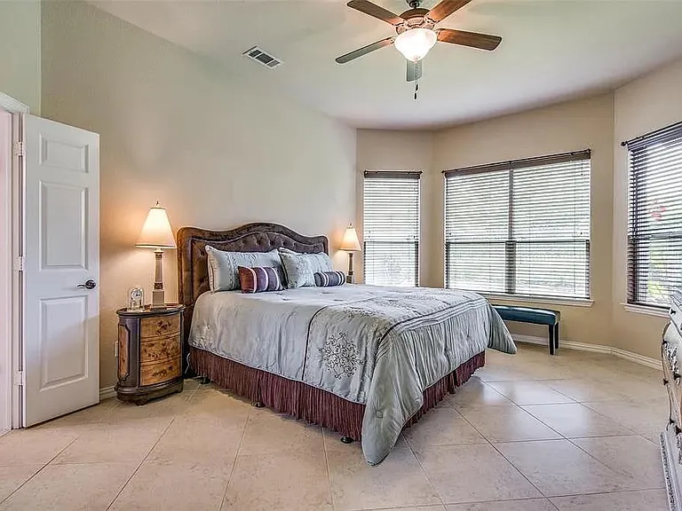 2508 Barranca Way — Photo 13
