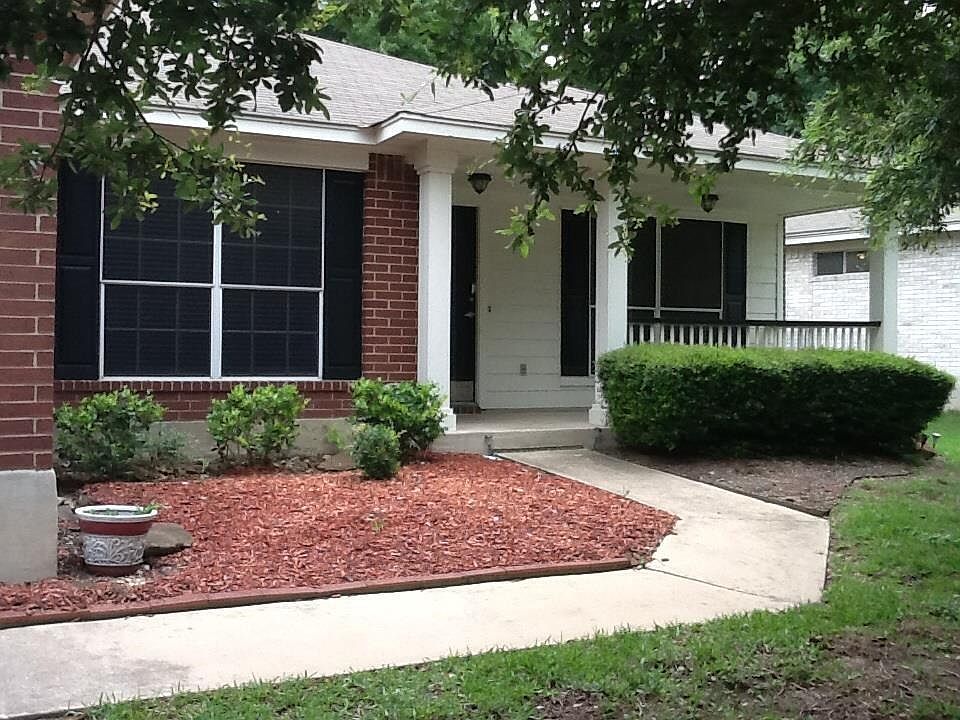 1st image of 2608 Bradley Ln