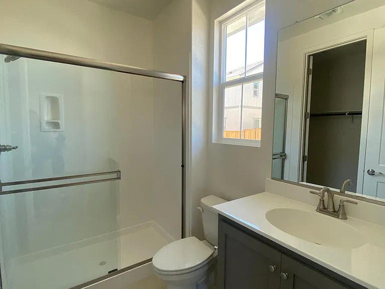 2408 Lake Club Dr — Photo 8