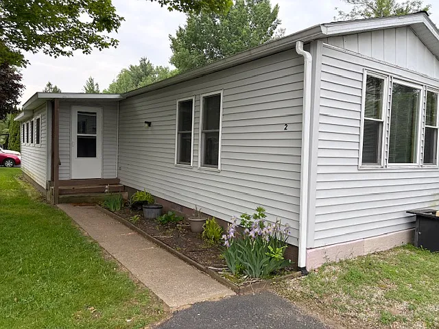 2 Labarge Dr #2E — Photo 2