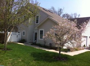 10 Winterberry Ter, Hamilton, NJ 08690