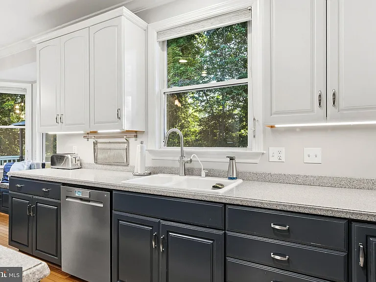 11203 Dancer Ct — Photo 13