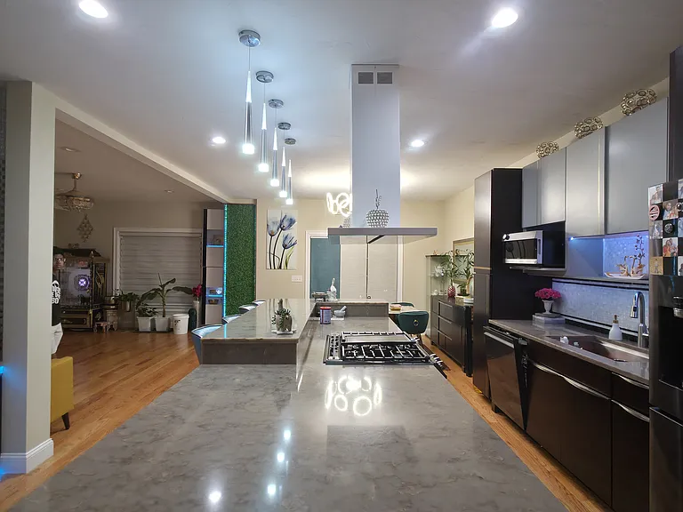 304 Hunting Hill Dr — Photo 10