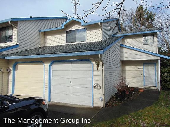 3rd image of 11912 SE 7th St APT B