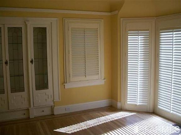 4th image of 1630 Portola Dr