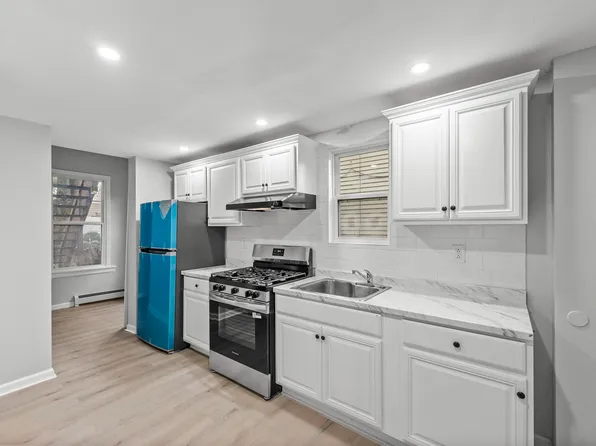 318 N 7th St Floor 1, Newark, NJ 07107
