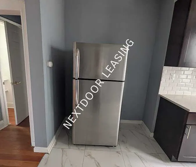 225 Lembeck Ave #3M — Photo 2