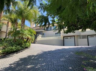 22500 N Summit Ridge Cir, Chatsworth, CA 91311