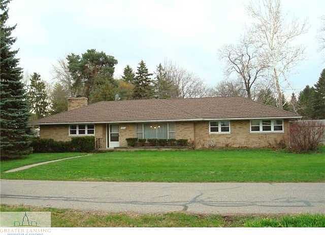 1st image of 2815 E Roseland Ave