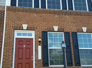 9012 Belo Gate Dr, Manassas Park, VA 20111