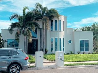 2420 Leanna Denae Ave, Mission, TX 78572