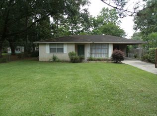 4942 Kennedy Dr, Zachary, LA 70791