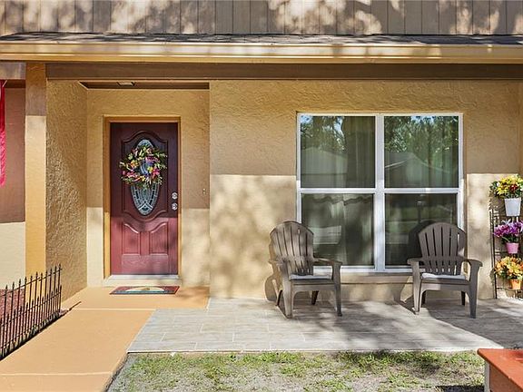 3rd image of 14826 Oak Vine Dr