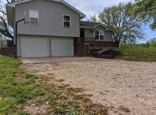 894 SW County Highway Zz, Garden City, MO 64747
