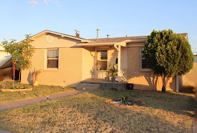 1st image of 1400 Patton Dr