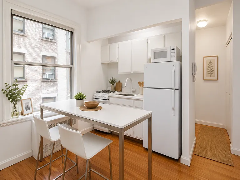 66 Madison Ave #8J — Photo 2
