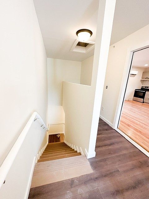 1st image of 102 4th St #3R